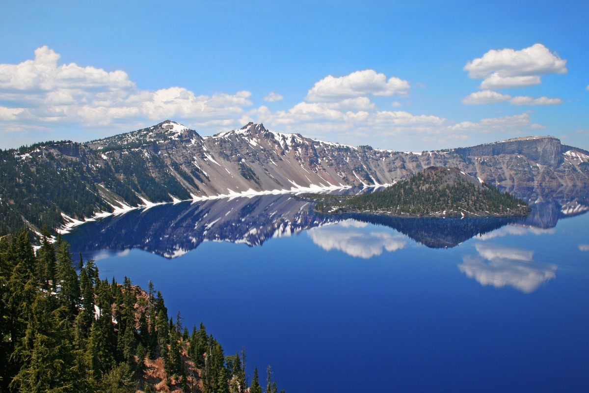 crater lake, scenery, lakes in Oregon, travel Medford, escape, adventure