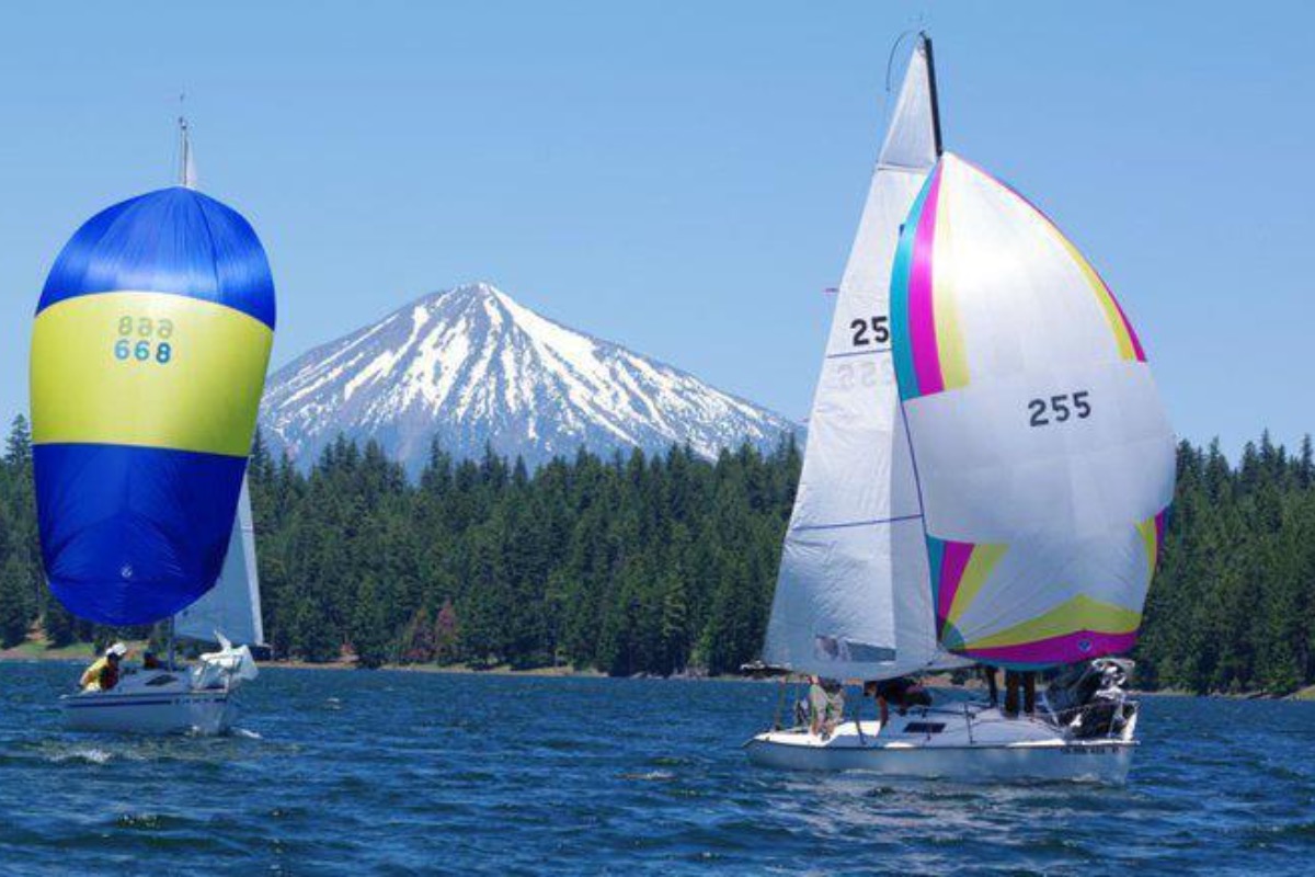 yacht club, race, boat race, wind sailing, lake, scenery, things to do in medford