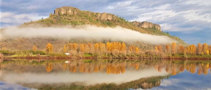 Table Rocks, fall, discovery park, things to do, fall bucket list, autumn, seasons, orange trees