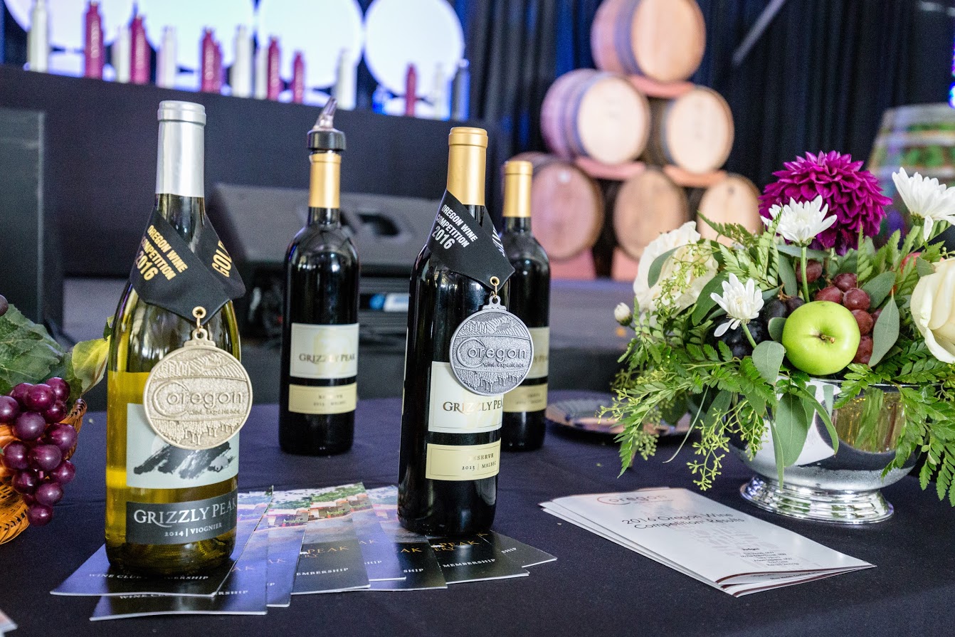 Award-winning wines at the Oregon Wine Experience, medals, winner,  OWE