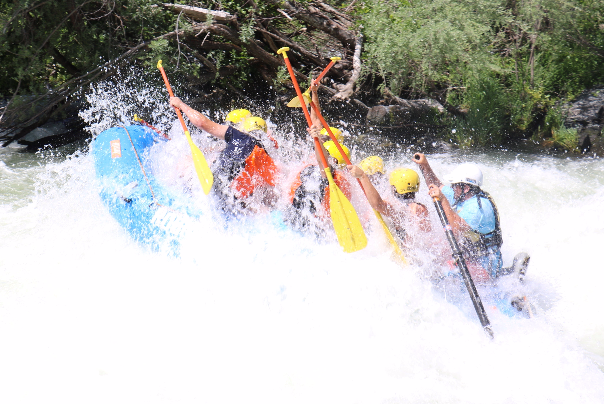 Friends enjoying whitewater rafting on the Rogue River, Rafting on the Rogue River , rafting, rogue river, white water, outdoors, things to do,